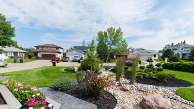 Front Yard Landscaping Photo